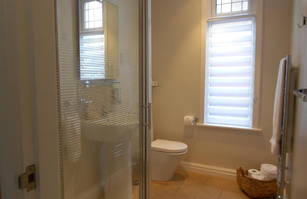 Between The Bays Exclusively For Adults 5*